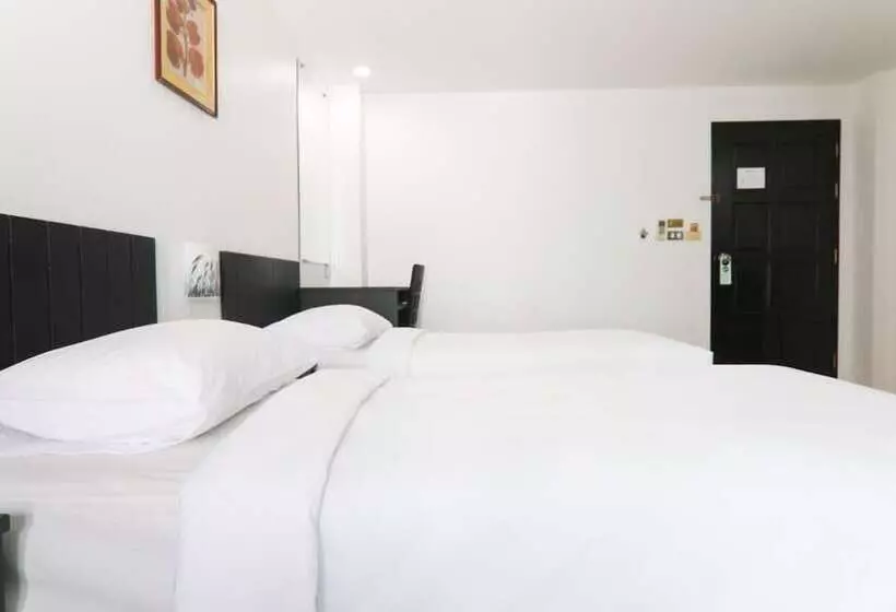 Fotos del hotel G House:  11