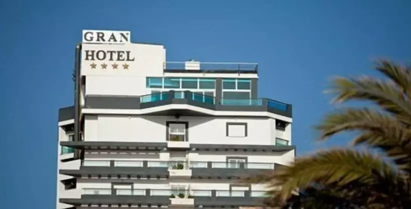 Fotos del hotel La Familia Gallo Rojo:  18