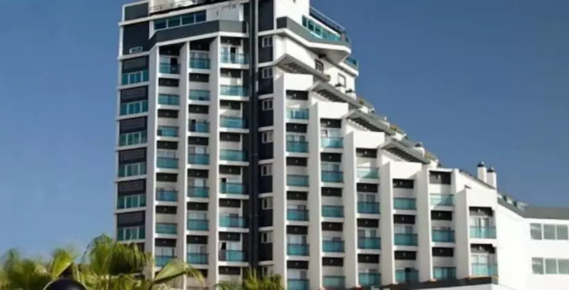 Fotos del hotel La Familia Gallo Rojo:  23