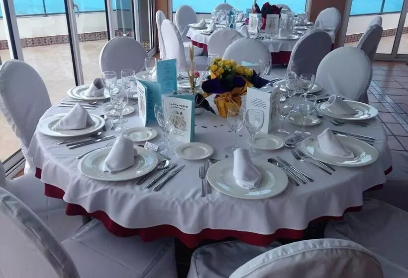 Fotos del hotel La Familia Gallo Rojo:  25