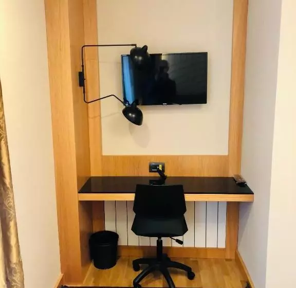 Fotos del hotel Maywood:  25