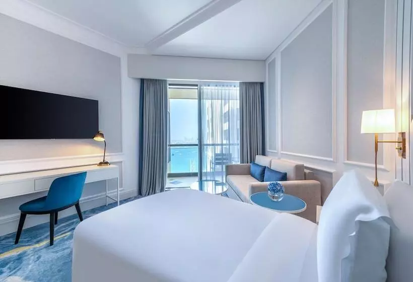 Sofitel Dubai Jumeirah Beach