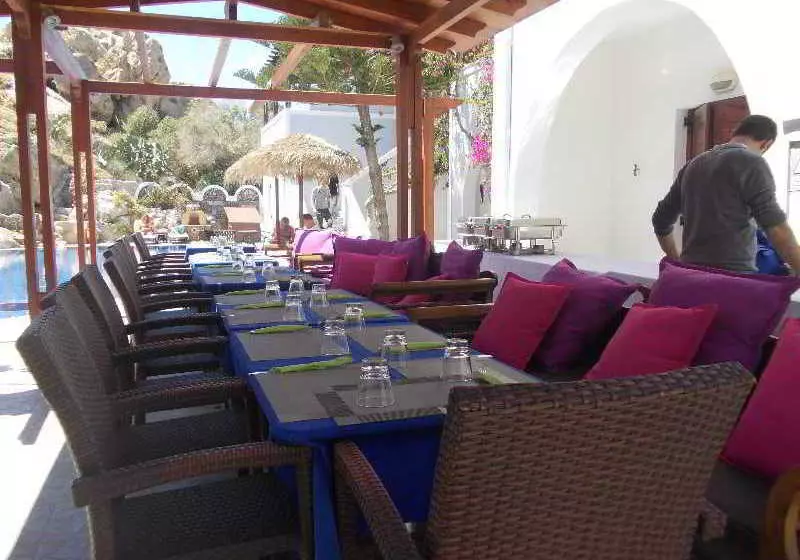 Fotos del hotel Black Sand Apartments:  3