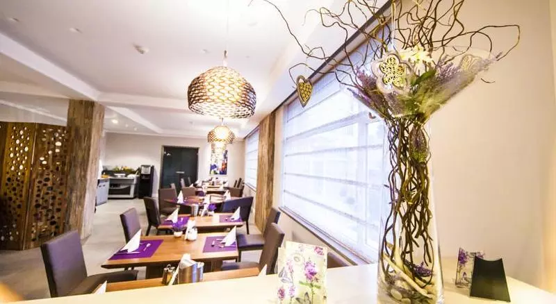 Fotos del hotel Confort:  9