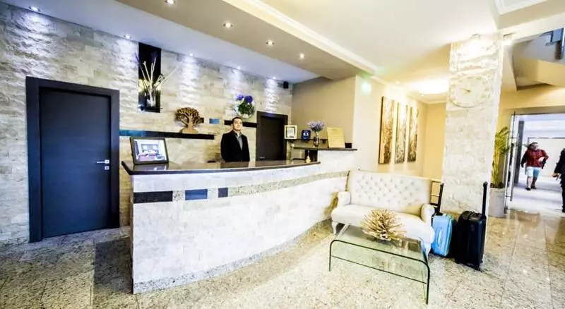 Fotos del hotel Confort:  8