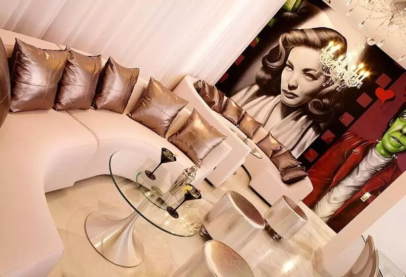 Fotos del hotel Dormirdcine:  15