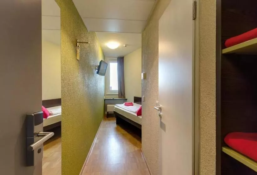 Fotos del hotel Meininger  Berlin Hauptbahnhof:  14