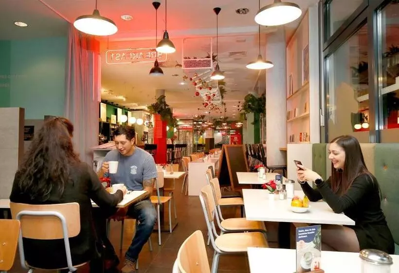 Fotos del hotel Meininger  Berlin Hauptbahnhof:  23