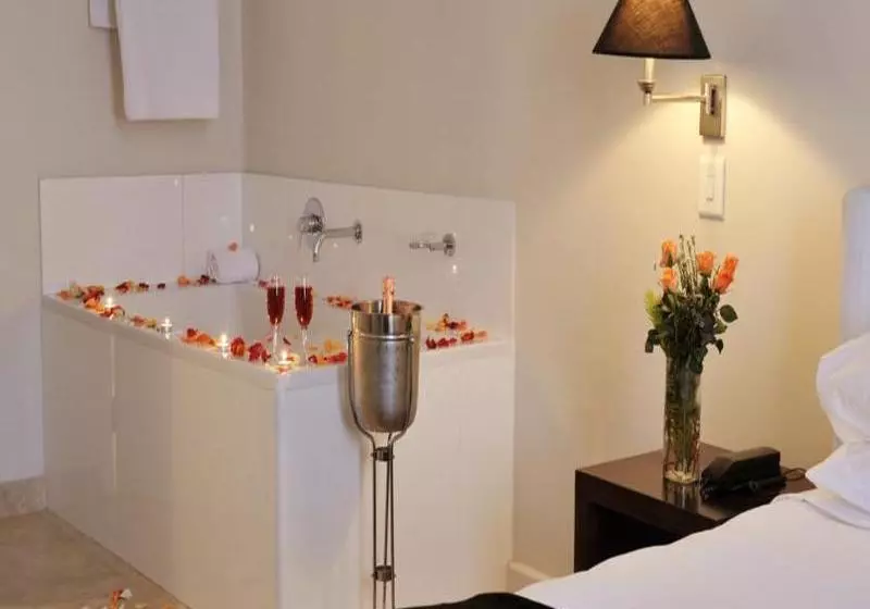 Fotos del hotel The Bijoux Aparthotel:  13