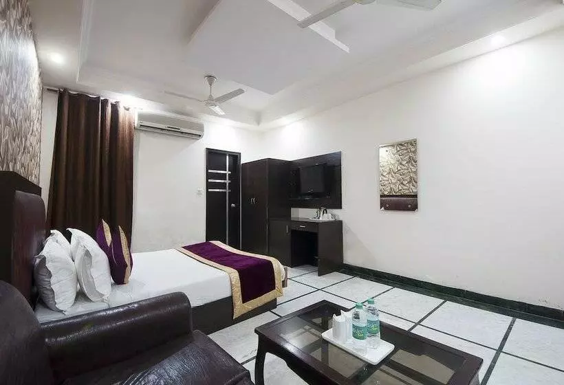 Fotos del hotel Apra Inn:  18