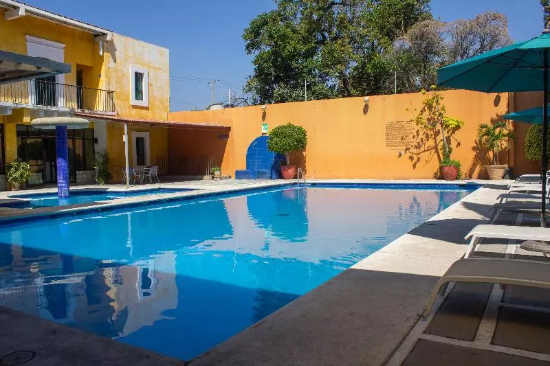 Fotos del hotel Capital O Oaxaca Dorado:  8