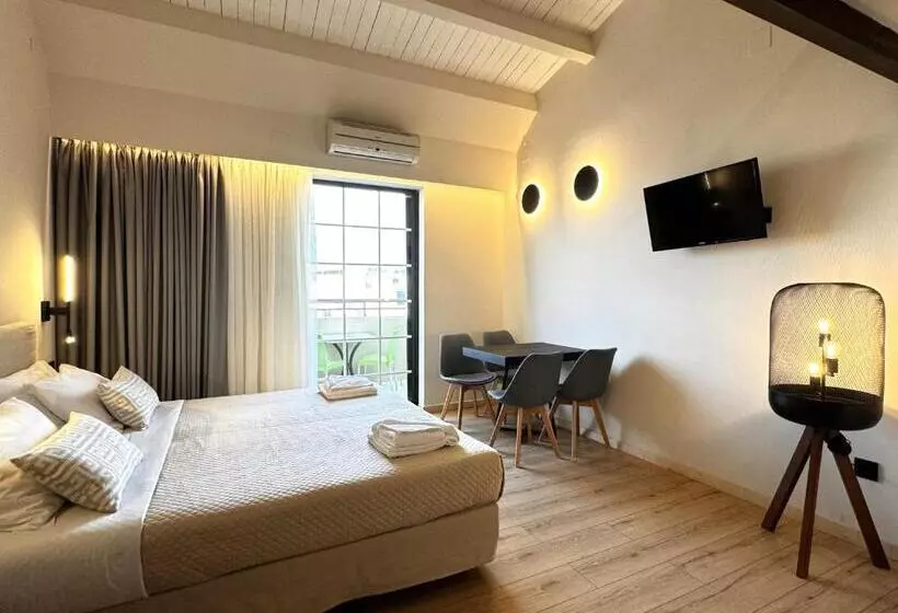 Fotos del hotel Elina Hotel Apartments:  19