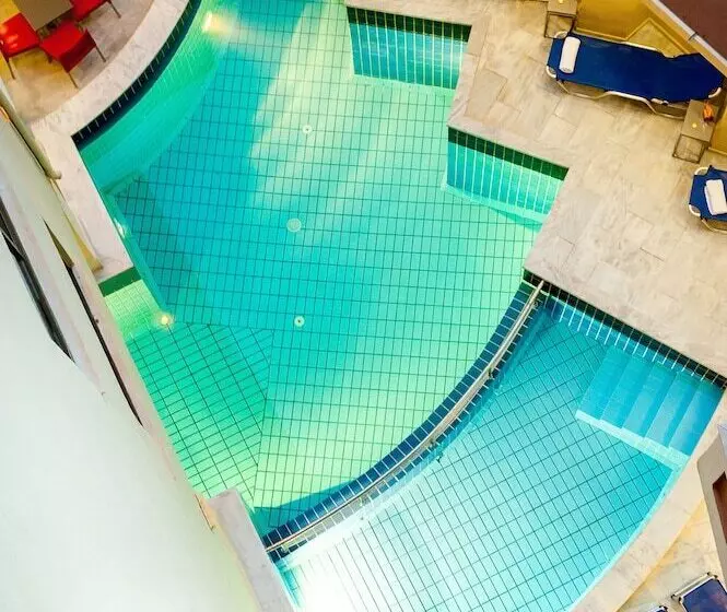 Fotos del hotel Elina Hotel Apartments:  2