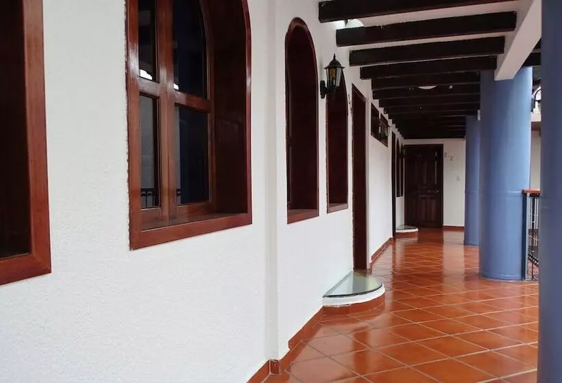 Fotos del hotel Jardines Del Carmen:  16