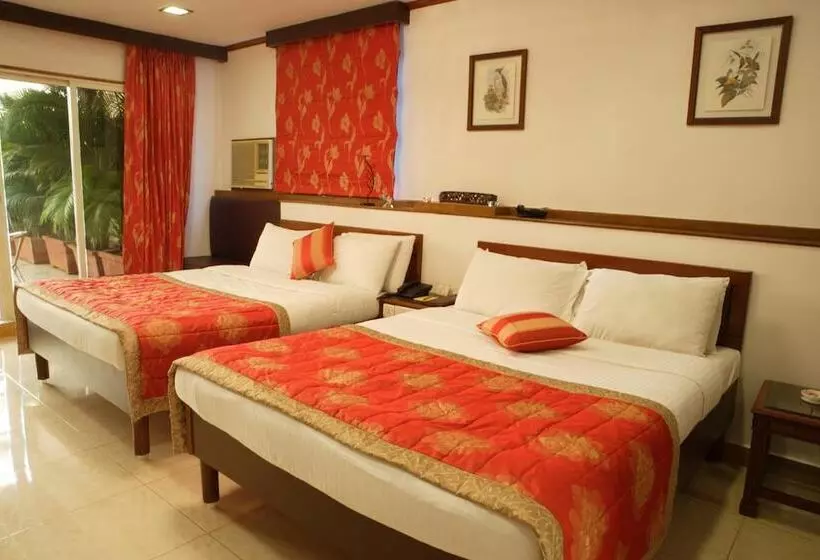 Fotos del hotel Regal Enclave:  17