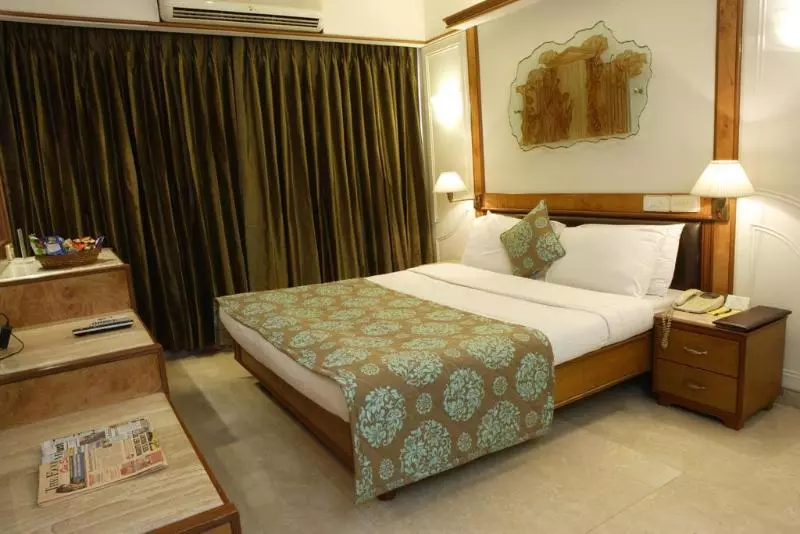 Fotos del hotel Regal Enclave:  5