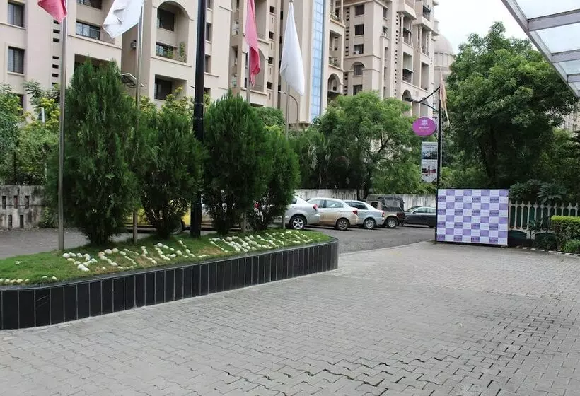 Fotos del hotel Royal Orchid Golden Suites:  12