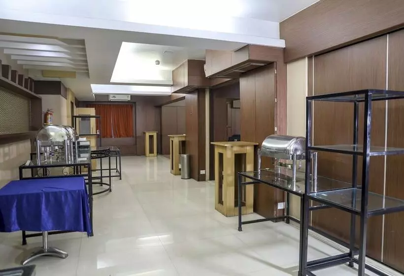 Fotos del hotel Royal Orchid Golden Suites:  3