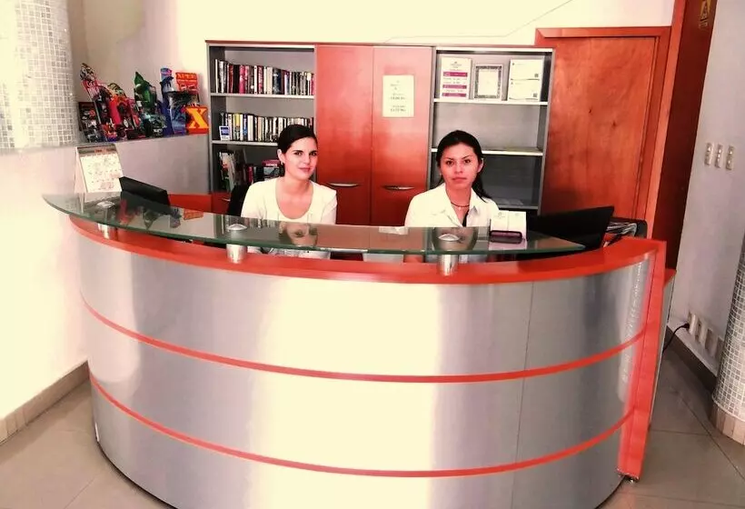 Fotos del hotel Suites Gaby:  3