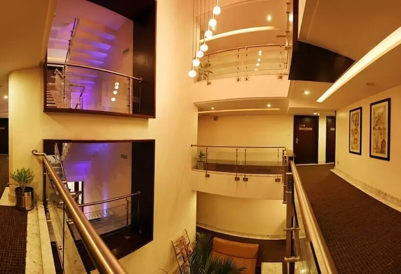 Fotos del hotel The President:  9