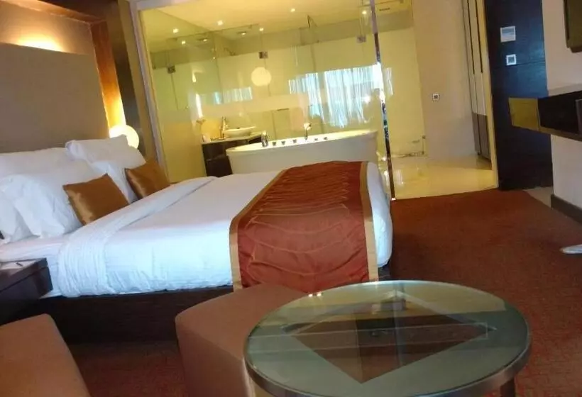 Fotos del hotel The Pride Hotel, Bangalore:  13