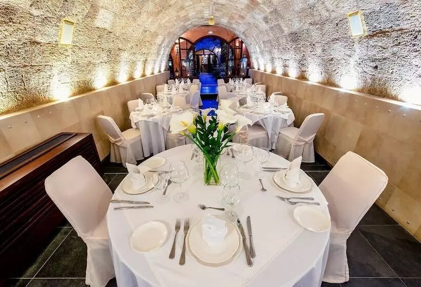 Fotos del hotel Avalon Boutique Suites:  3