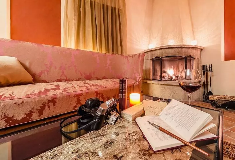 Fotos del hotel Avalon Boutique Suites:  2