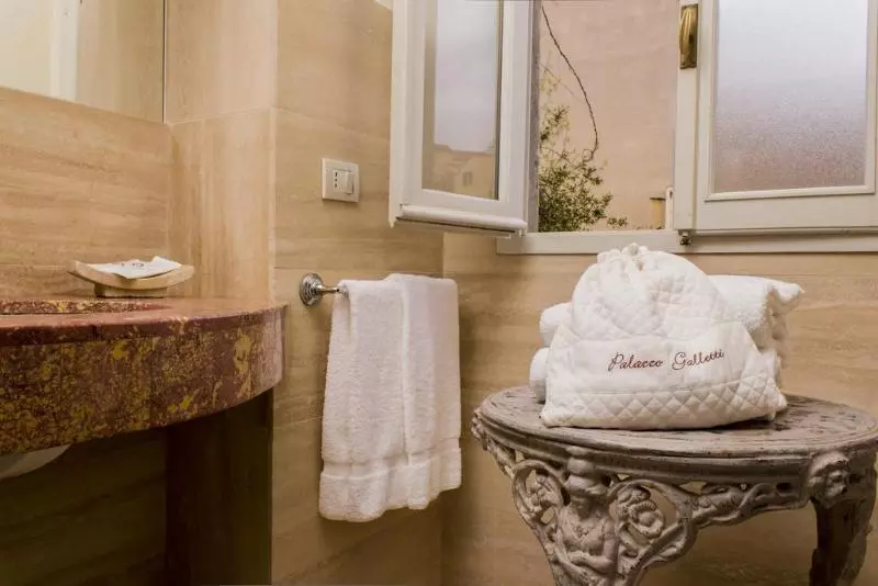 Fotos del hotel Residenza D Epoca Palazzo Galletti:  10