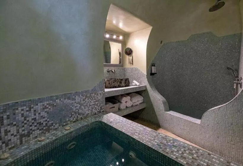 Fotos del hotel Above Blue Suites:  2