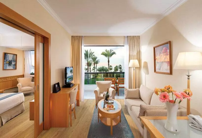 Fotos del hotel Constantinou Bros Asimina Suites:  24