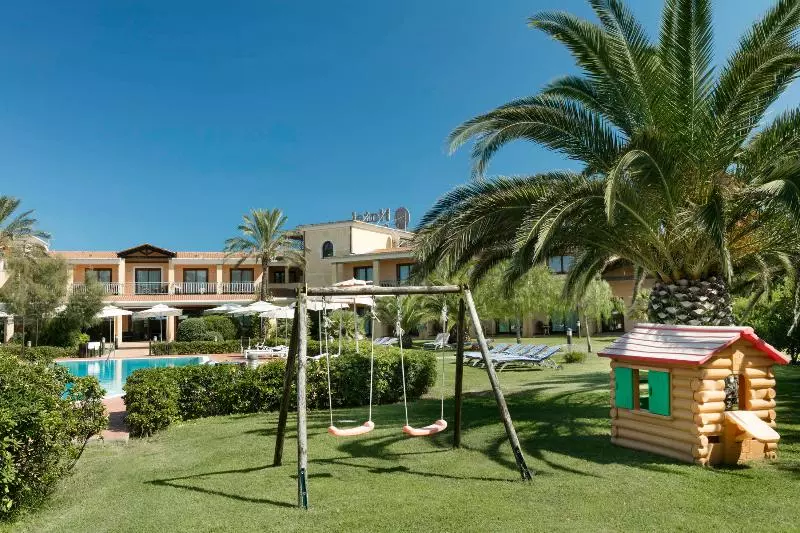 Fotos del hotel Santa Gilla:  7