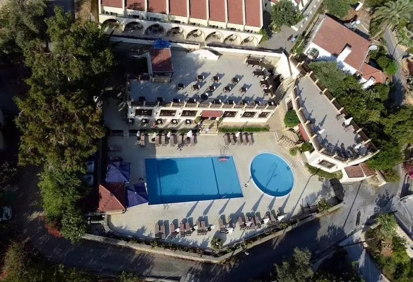 Fotos del hotel Bellapais Monastery Village:  15