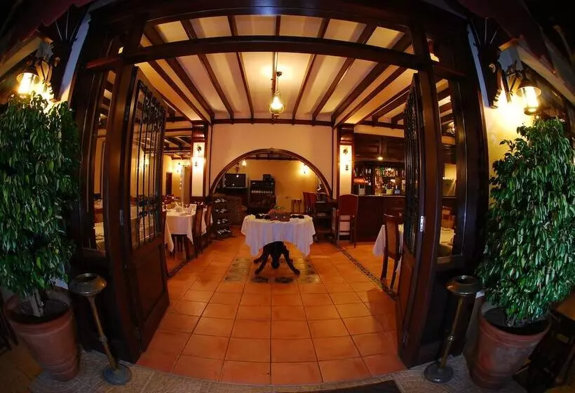 Fotos del hotel Bellapais Monastery Village:  12