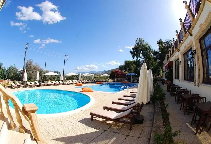 Fotos del hotel Bellapais Monastery Village:  7