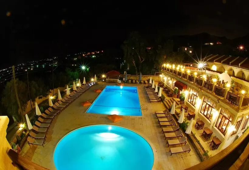 Fotos del hotel Bellapais Monastery Village:  11