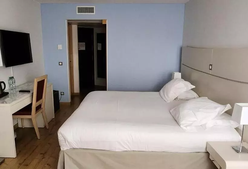 Fotos del hotel Hôtel Montaigne & Spa:  20