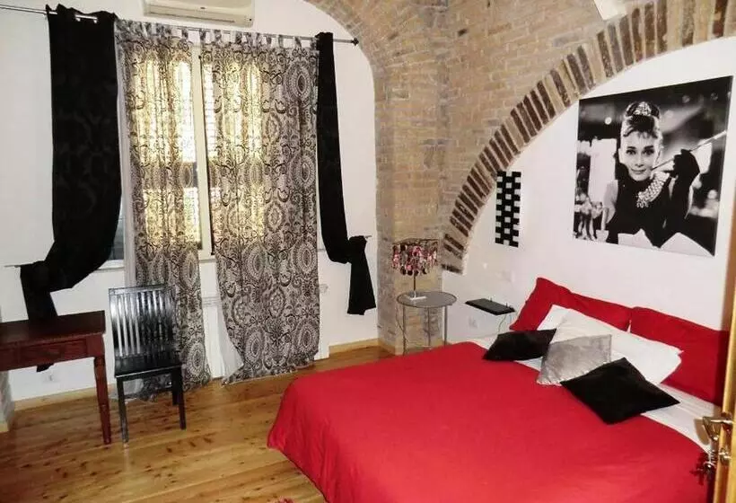 Fotos del hotel Caesar's Rooms:  15