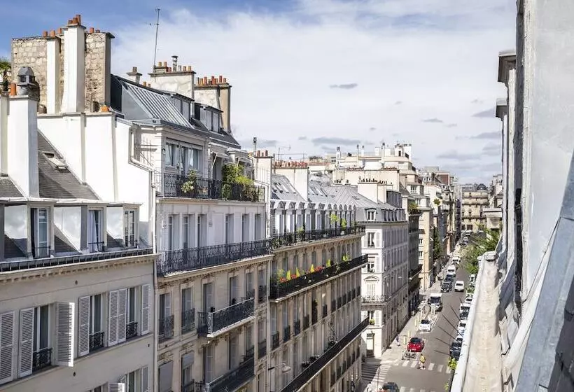 Fotos del hotel Hôtel Des Champselysées:  6