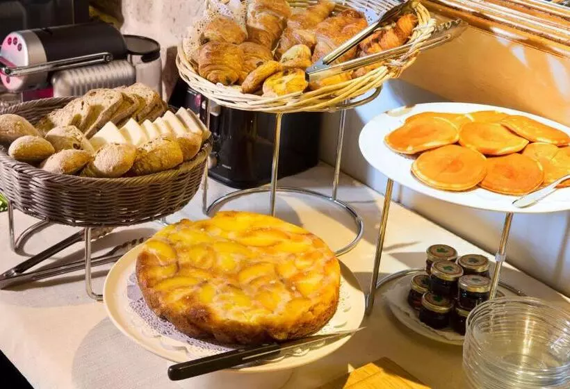 Fotos del hotel Lion d'Or Louvre:  20