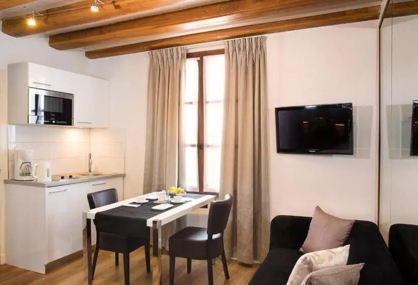 Fotos del hotel Lion d'Or Louvre:  15