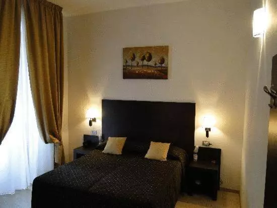 Fotos del hotel Roman Residence:  9