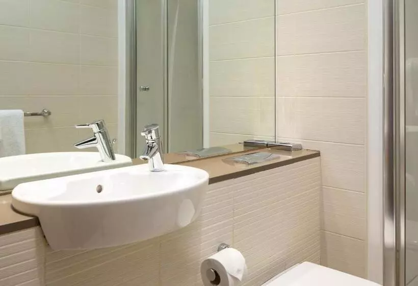 Fotos del hotel Roomzzz Leeds City:  3