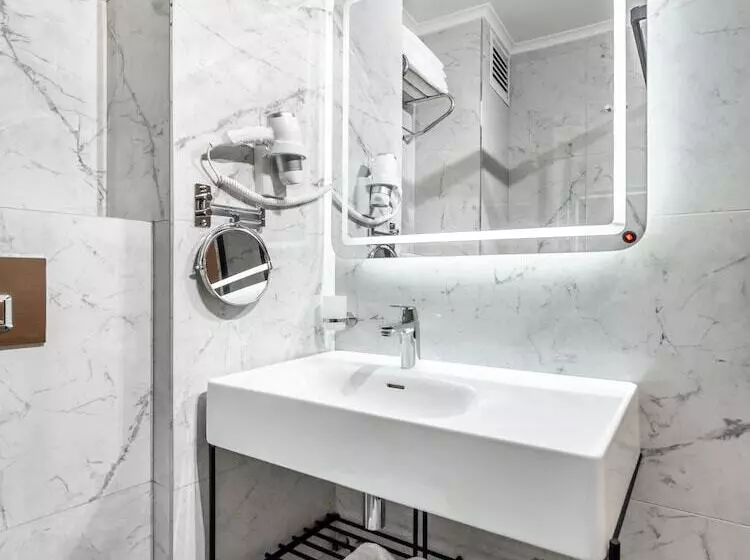 Fotos del hotel Bristol:  25