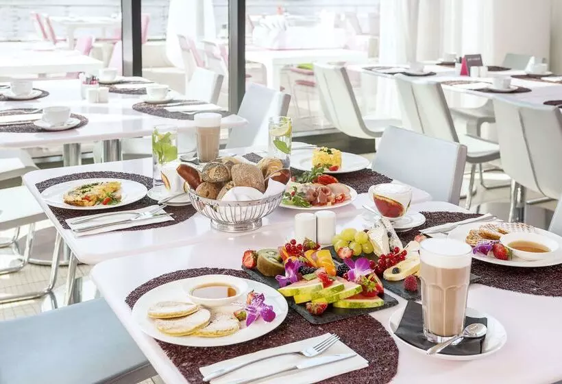 Fotos del hotel Nhow Berlin:  78