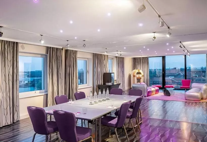 Fotos del hotel Nhow Berlin:  76