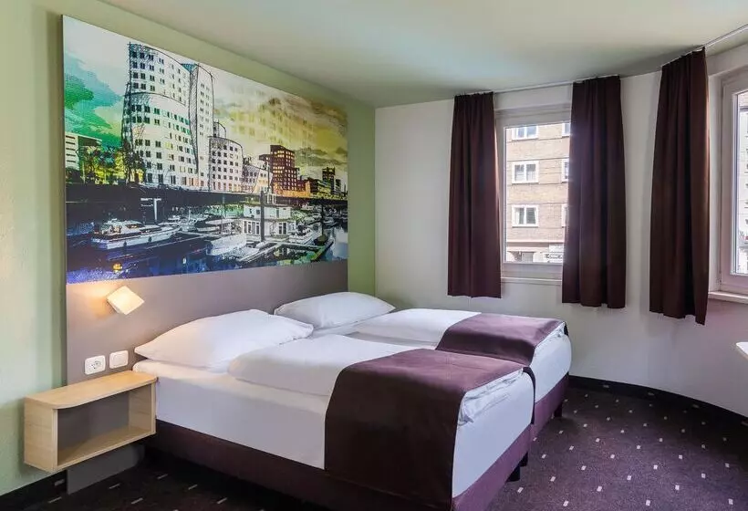 Fotos del hotel B&b Hotel Düsseldorf City-süd:  2