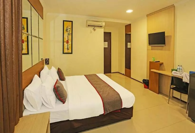 Fotos del hotel Sans Hotel Fiducia Serpong:  17