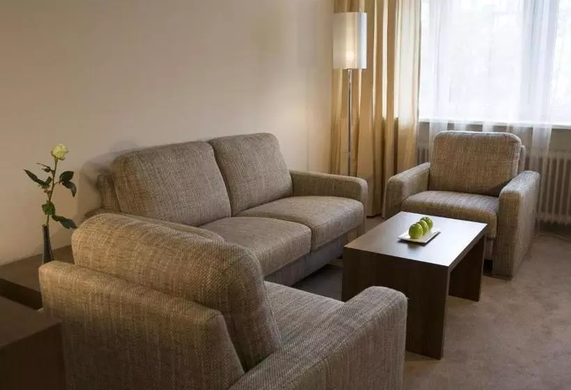 Fotos del hotel Liv In Residence Frankfurtseilerstraße:  15