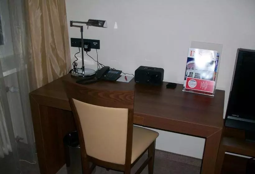 Fotos del hotel Liv In Residence Frankfurtseilerstraße:  13