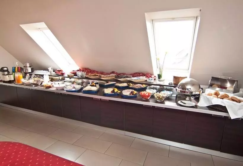 Fotos del hotel Savoy:  8